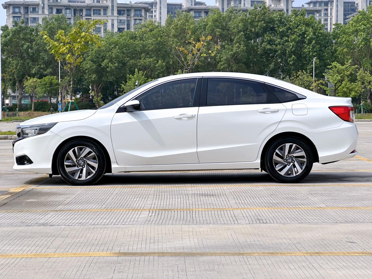 Honda Crider 2019 thumb 2