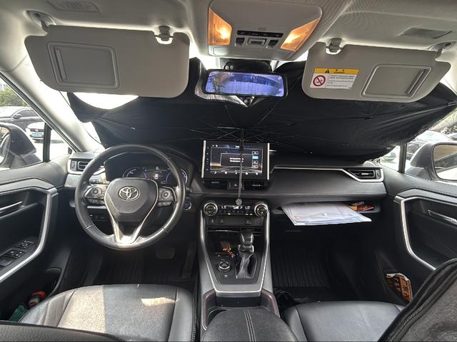 Toyota RAV4 2021 thumb 3