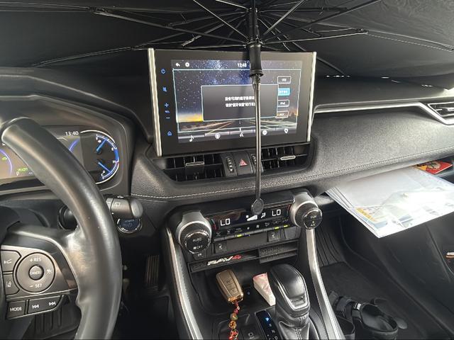Toyota RAV4 2021 thumb 6