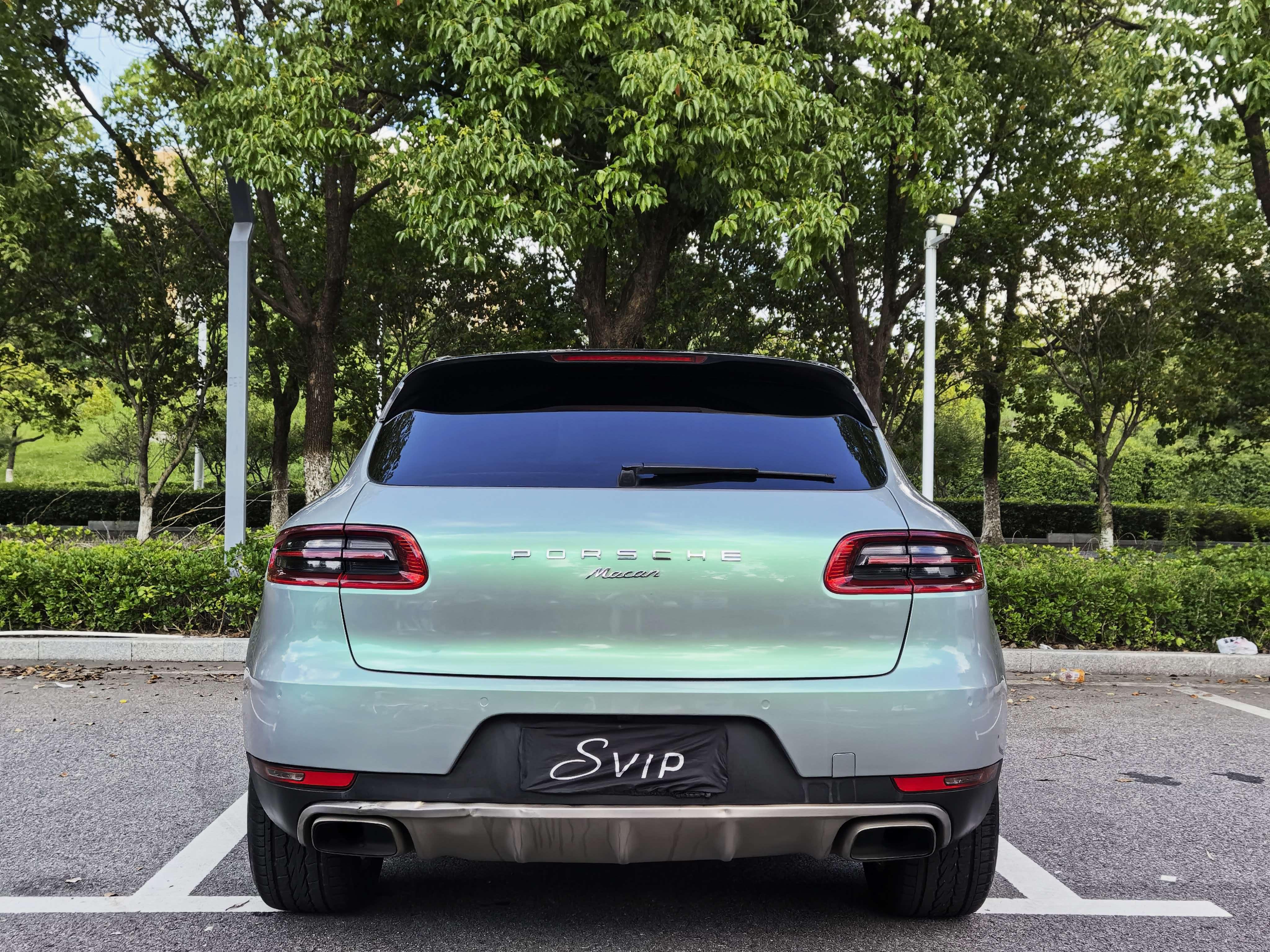 Porsche Macan 2017 thumb 2