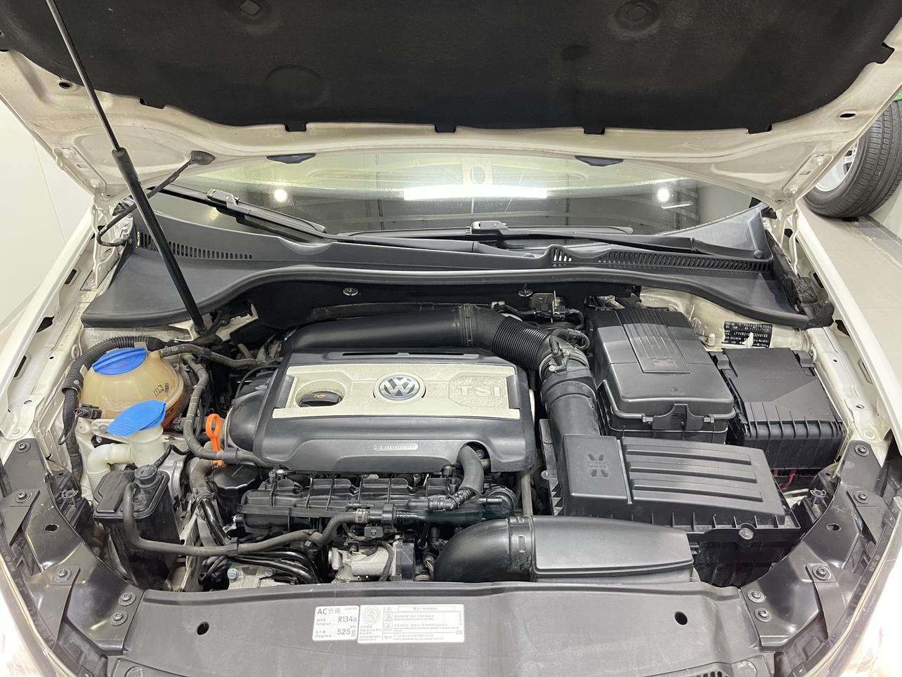 Volkswagen Golf GTI 2012 thumb 5