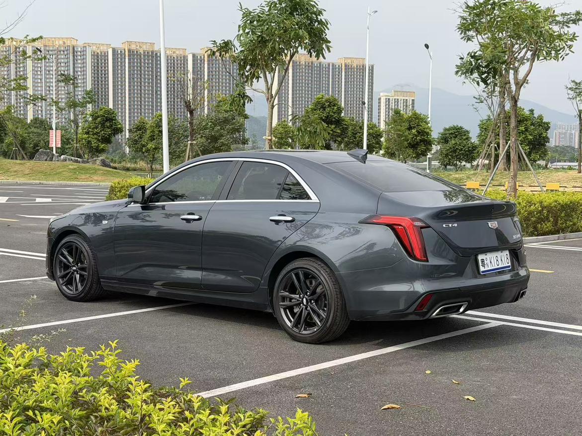 Cadillac CT4 2022 thumb 2