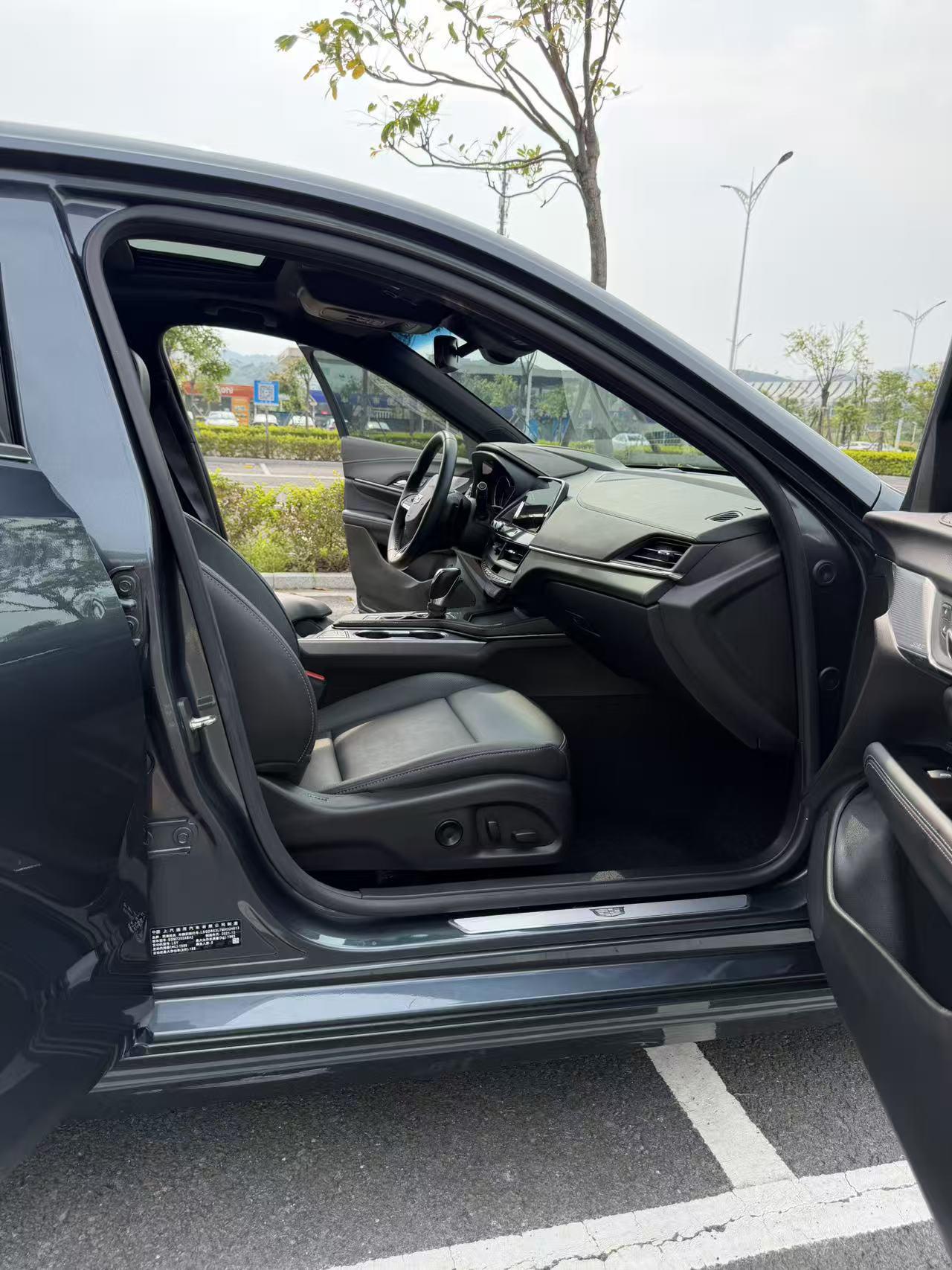 Cadillac CT4 2022 thumb 6
