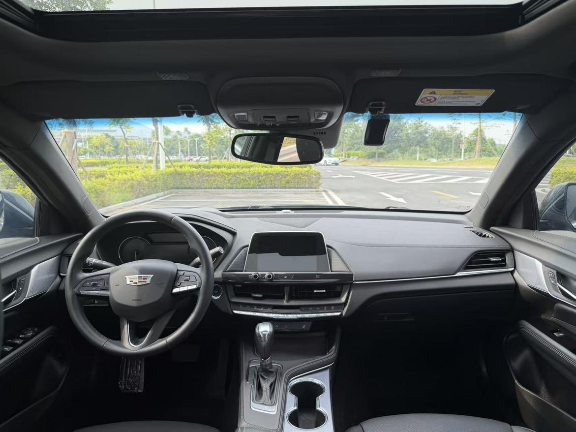Cadillac CT4 2022 thumb 7
