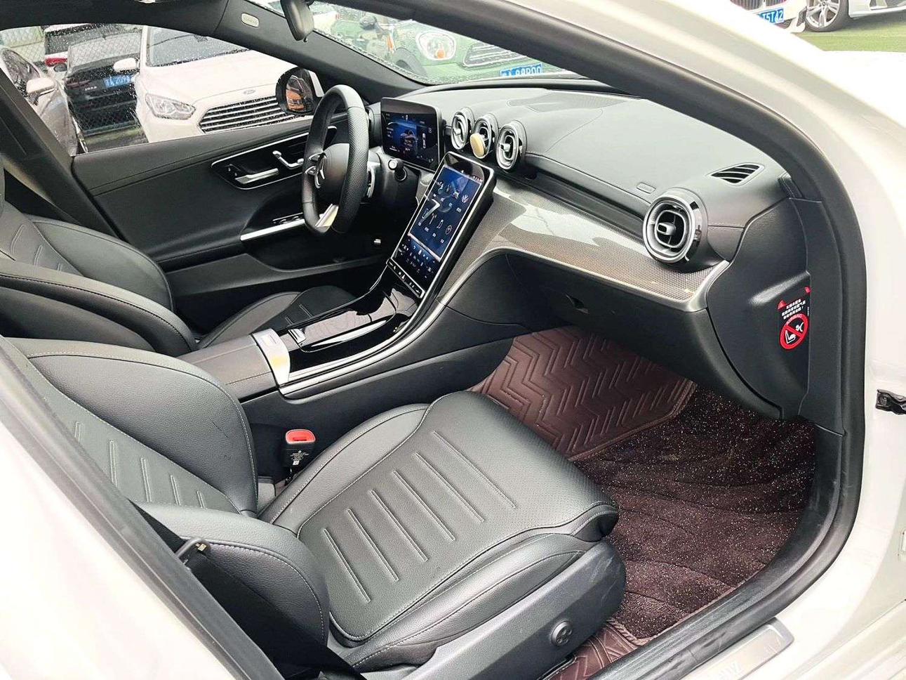 Mercedes-Benz C-Класс 2024 thumb 3
