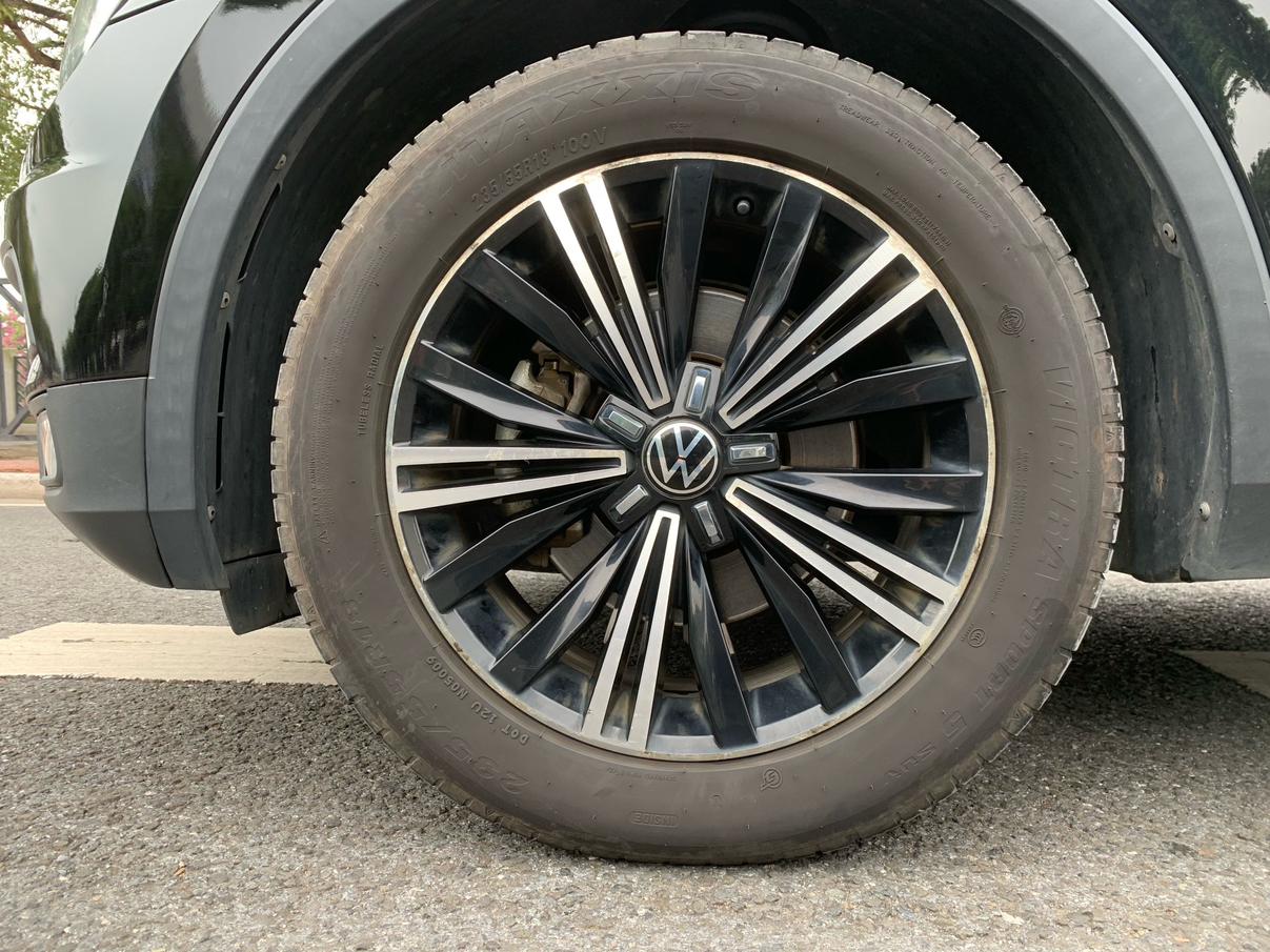 Volkswagen Tiguan 2021 thumb 5
