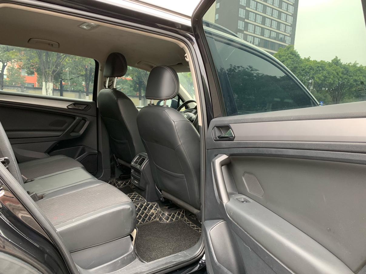 Volkswagen Tiguan 2021 thumb 9
