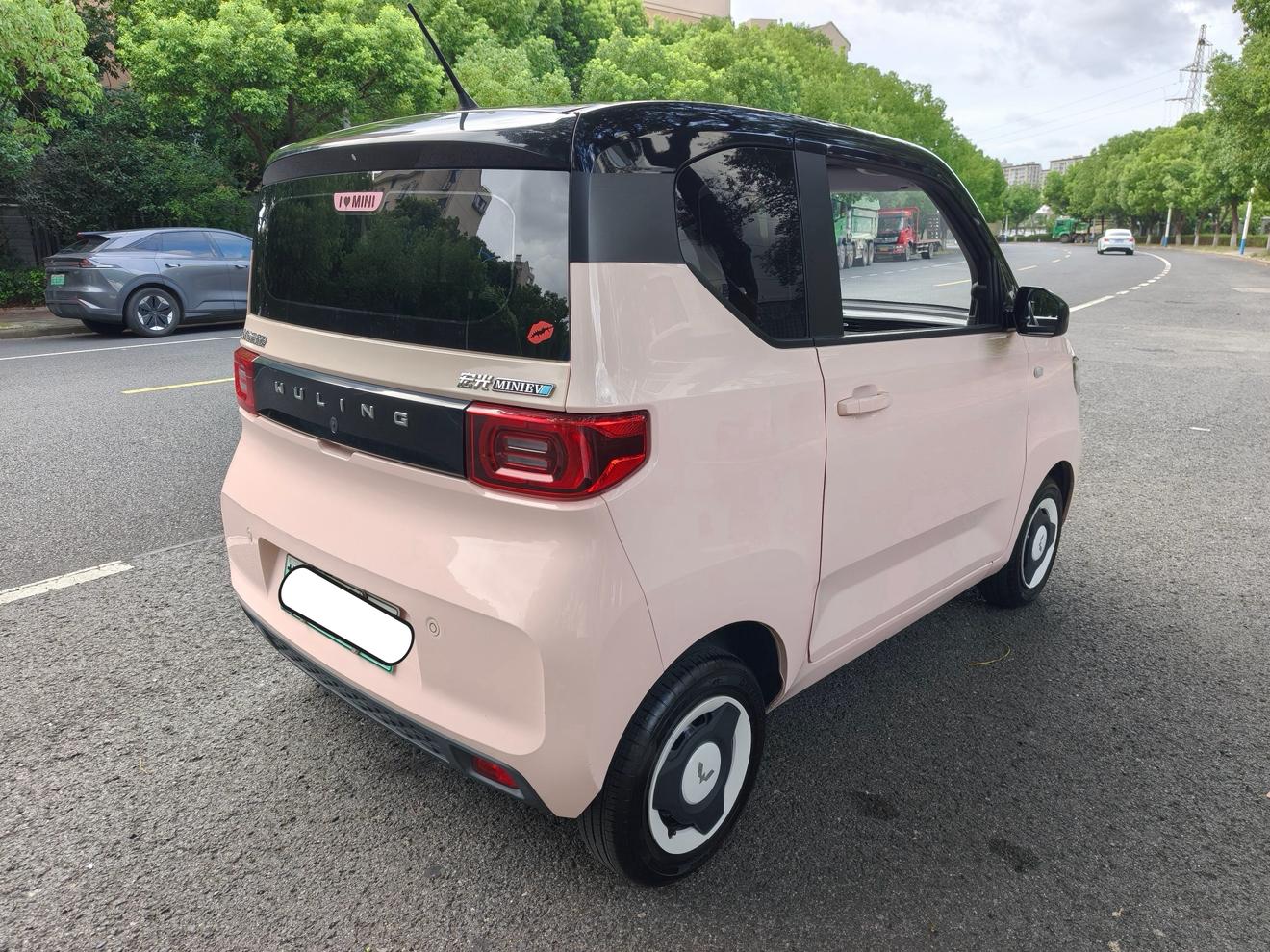 Wuling Mini EV 2021 thumb 3