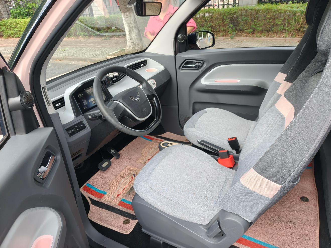 Wuling Mini EV 2021 thumb 6