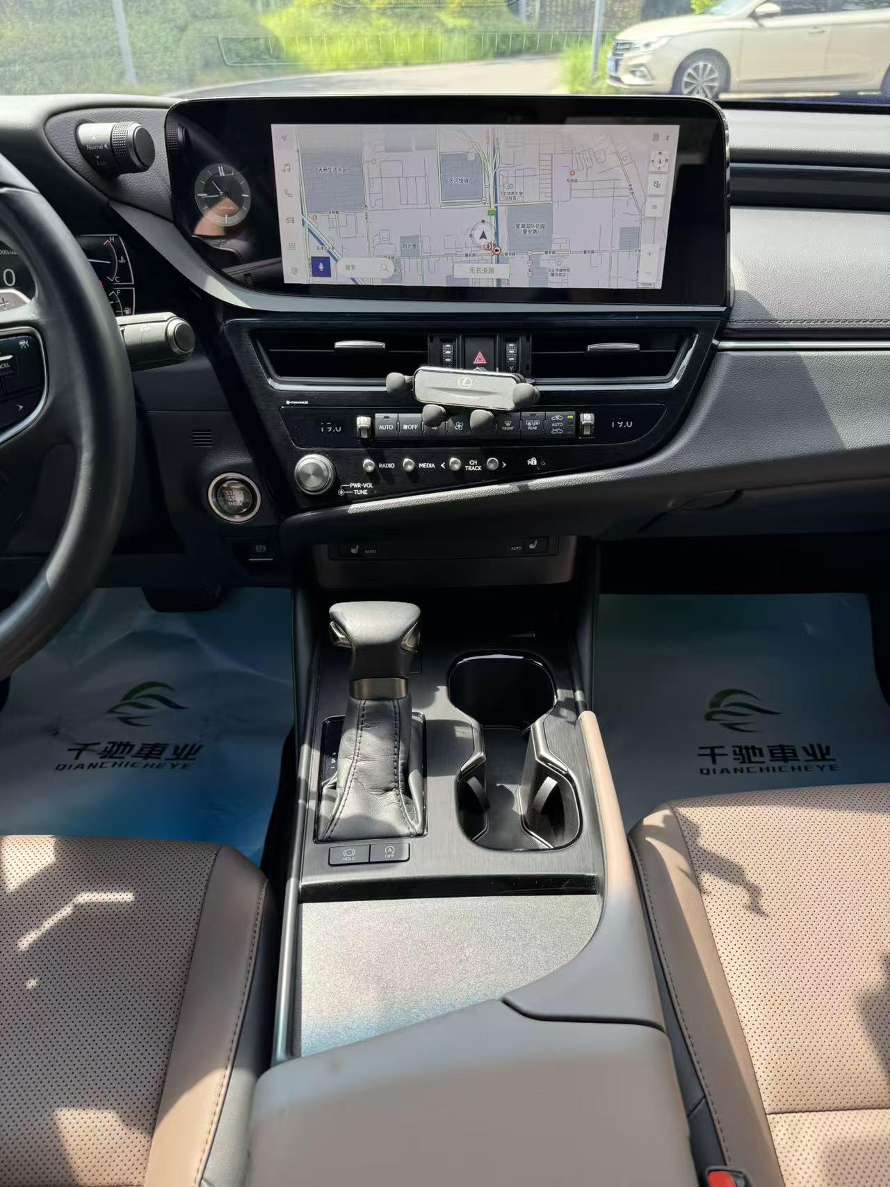 Lexus ES 2023 thumb 9