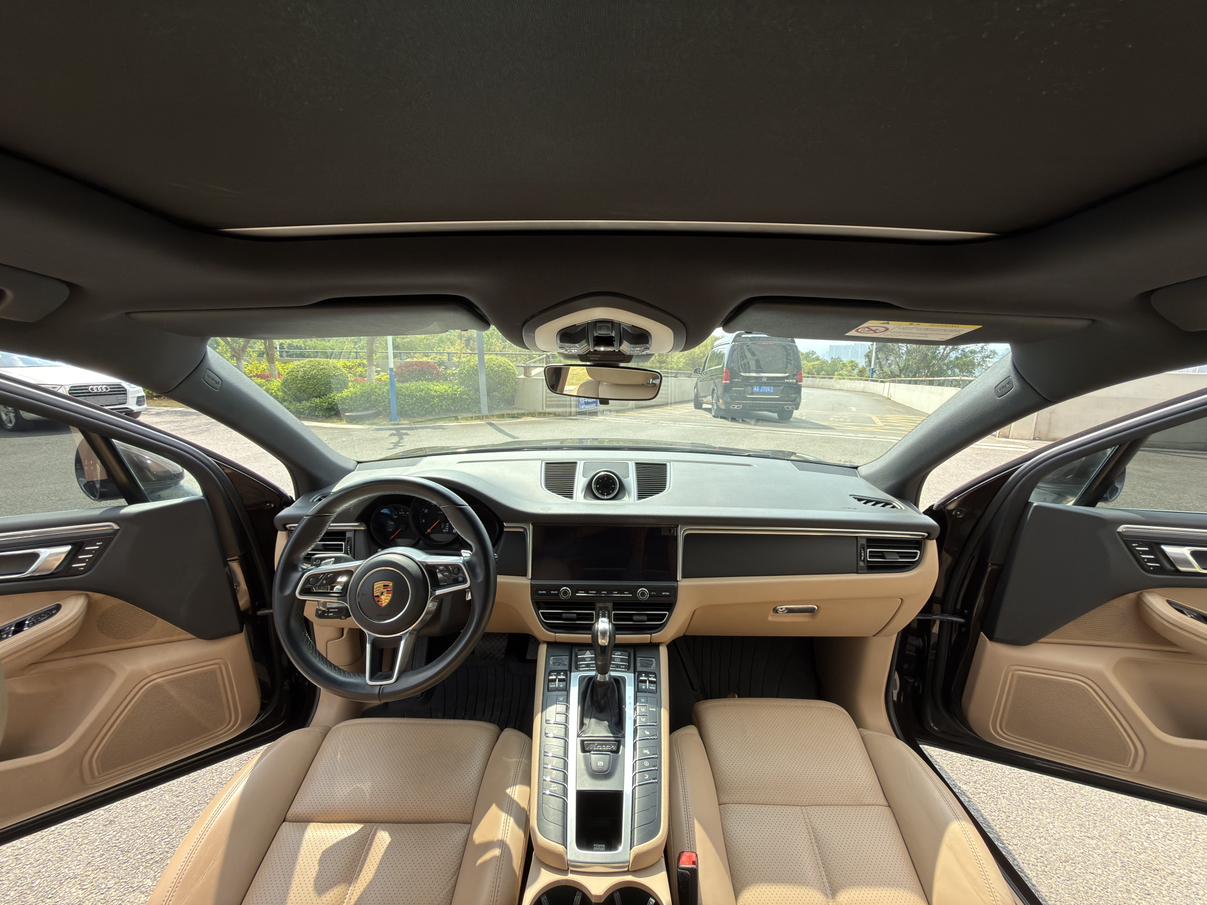 Porsche Macan 2018 thumb 8