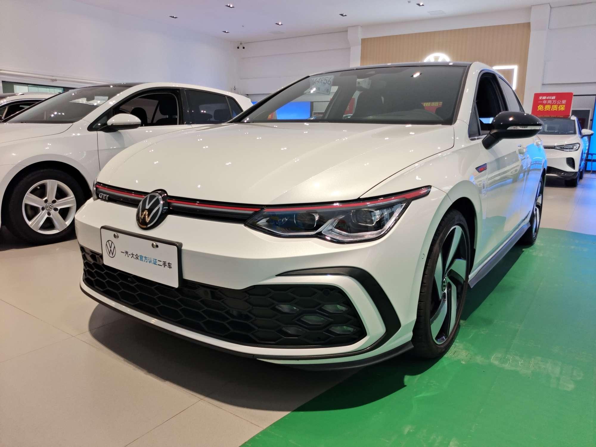 Volkswagen Golf GTI 2023 thumb 9