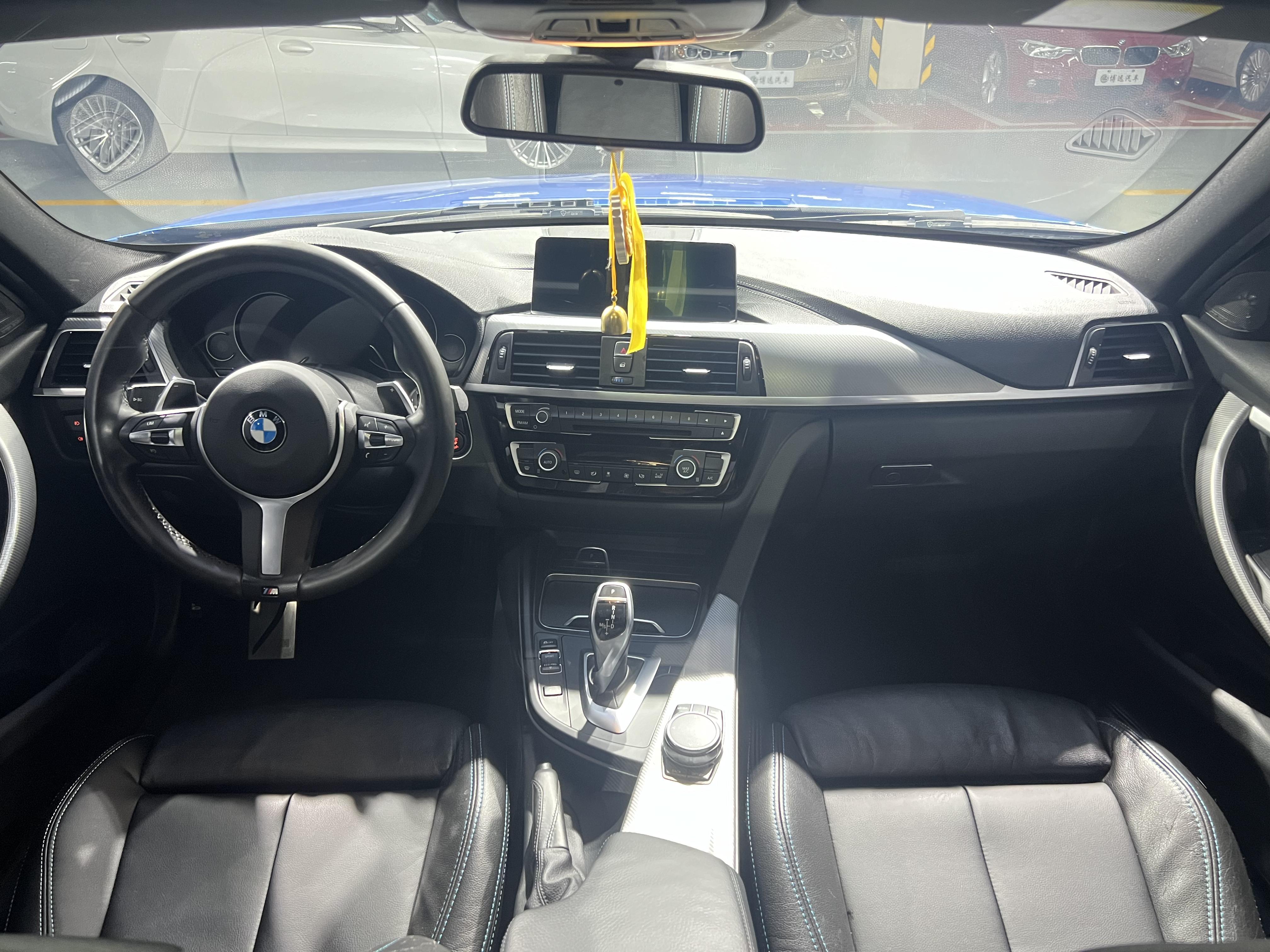 BMW 3 серии 2018 thumb 5