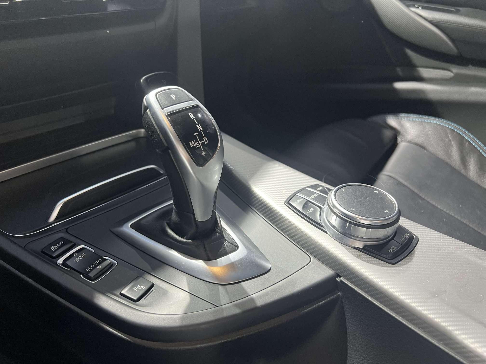 BMW 3 серии 2018 thumb 7