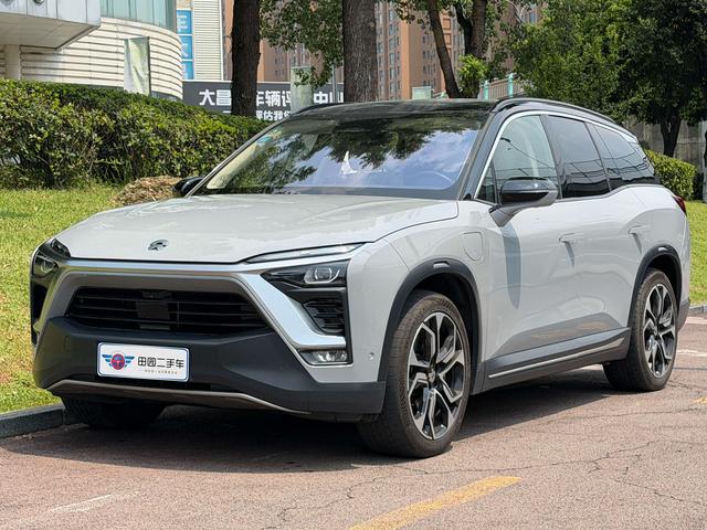 Nio ES8 2018 thumb 11