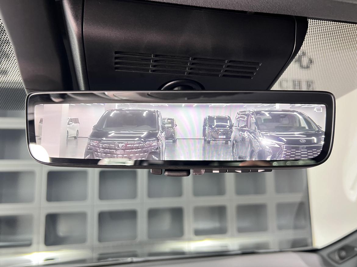 Toyota Vellfire 2023 thumb 11