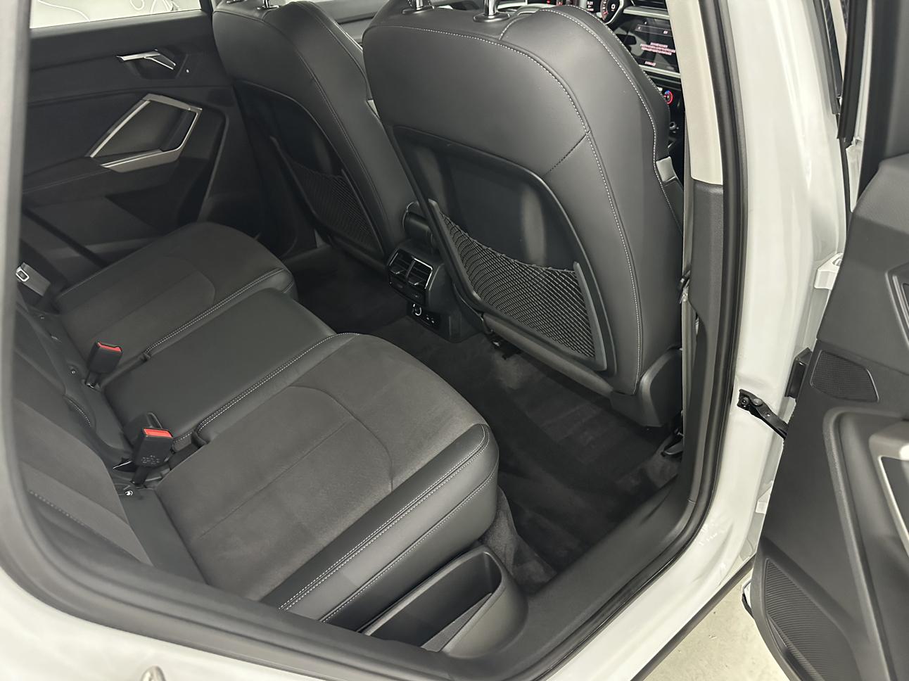 Audi Q3 2023 thumb 7