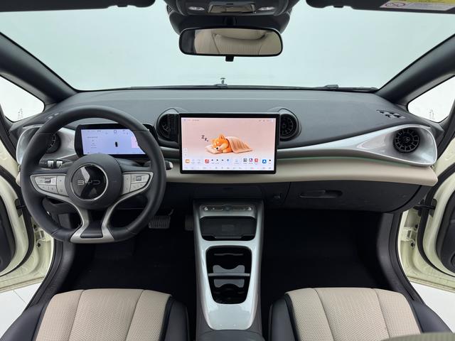 BYD Dolphin 2025 thumb 12