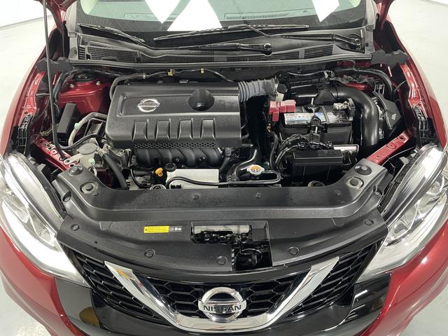 Nissan Tiida 2016 thumb 8