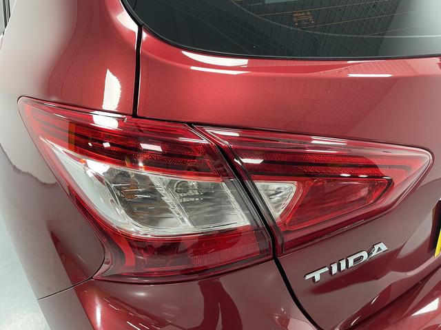 Nissan Tiida 2016 thumb 11