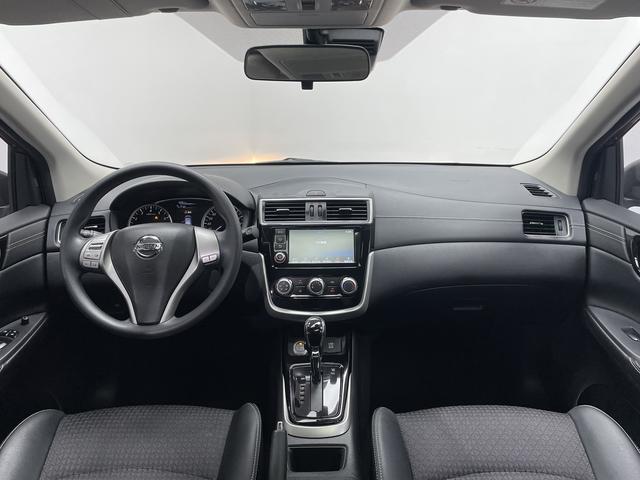 Nissan Tiida 2016 thumb 12
