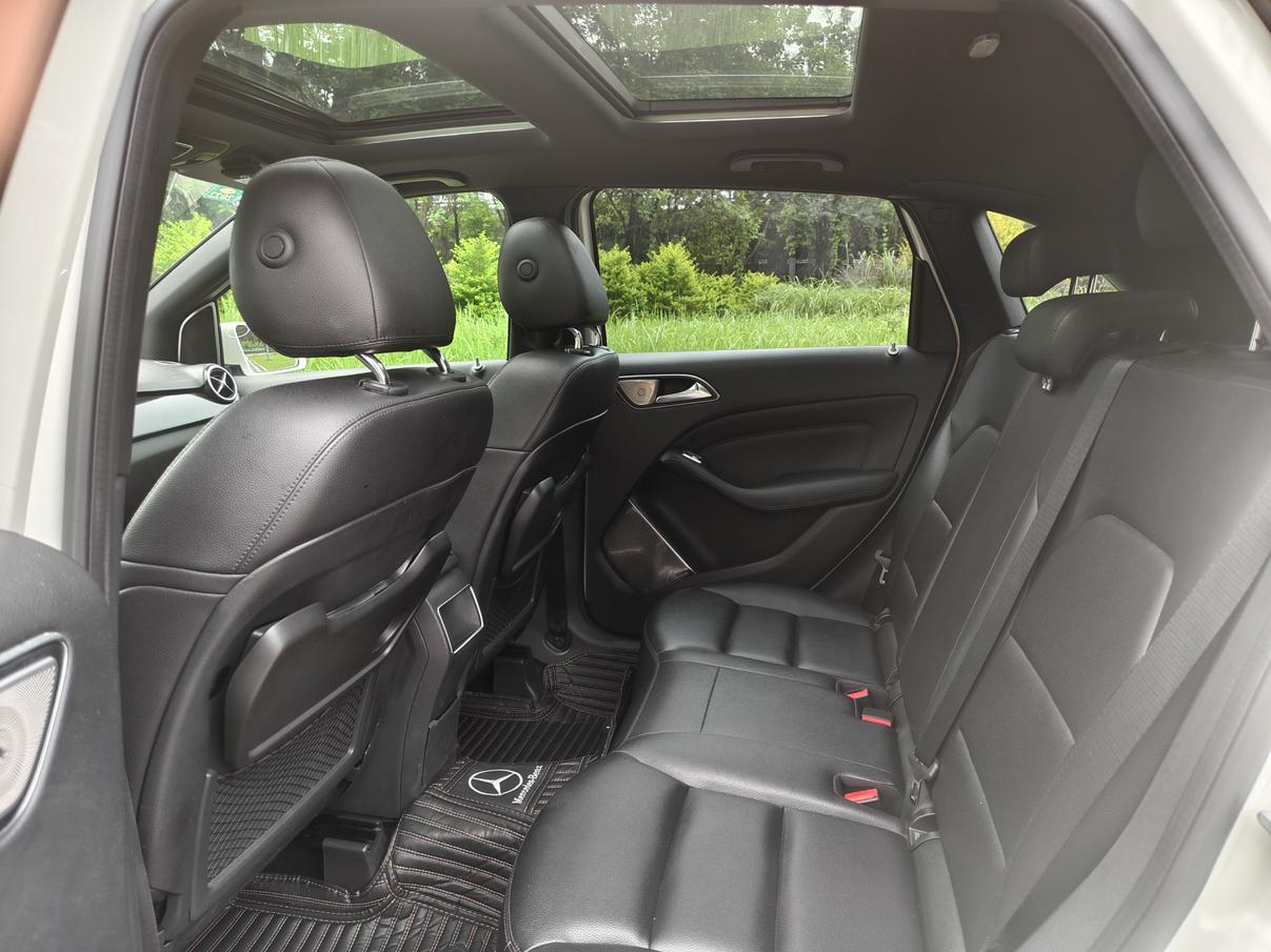 Mercedes-Benz B-Класс 2012 thumb 7