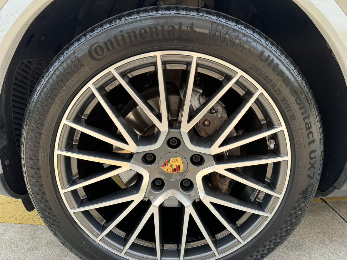 Porsche Cayenne 2022 thumb 9