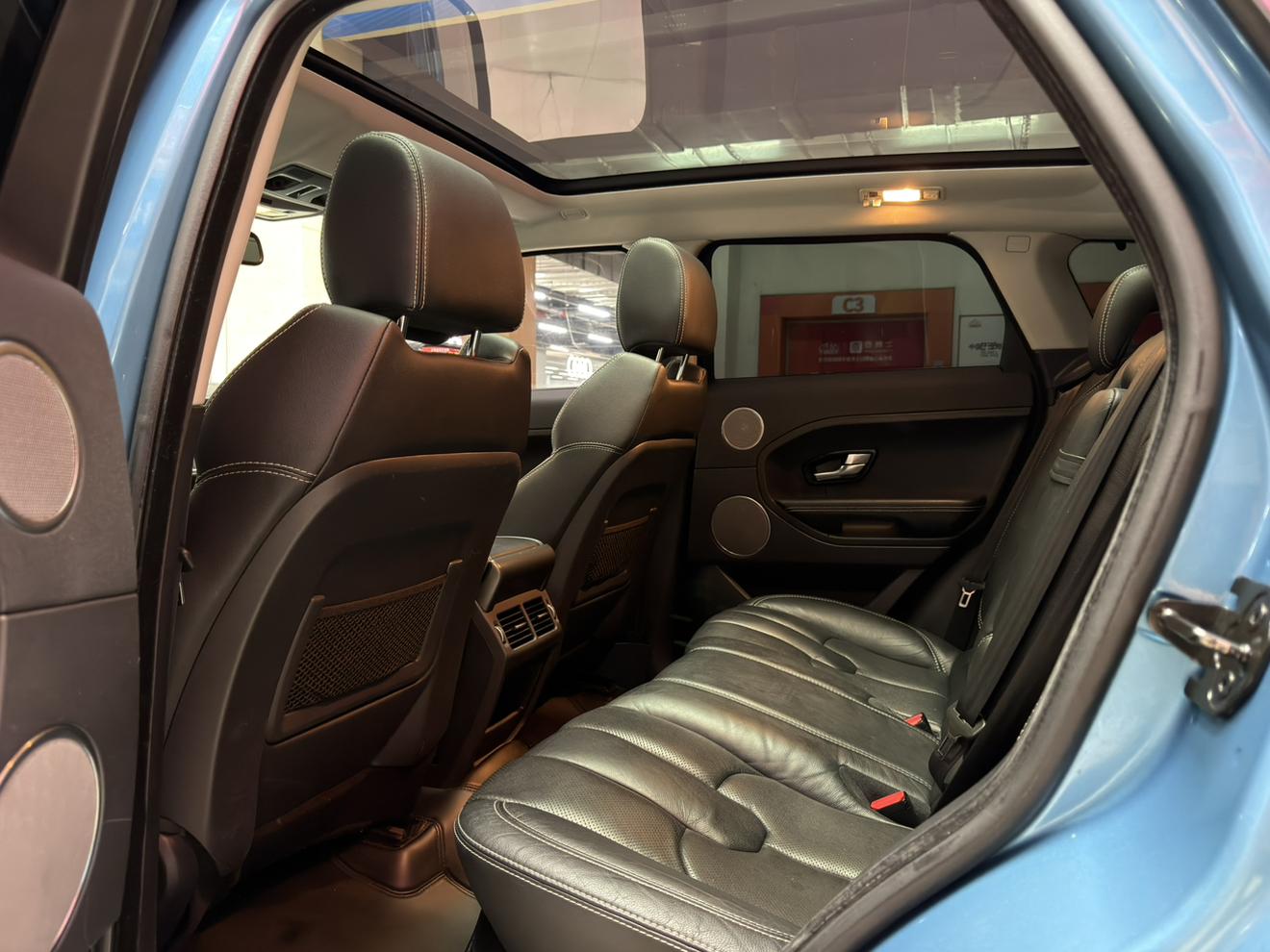 Land Rover Range Rover Velar 2013 thumb 8