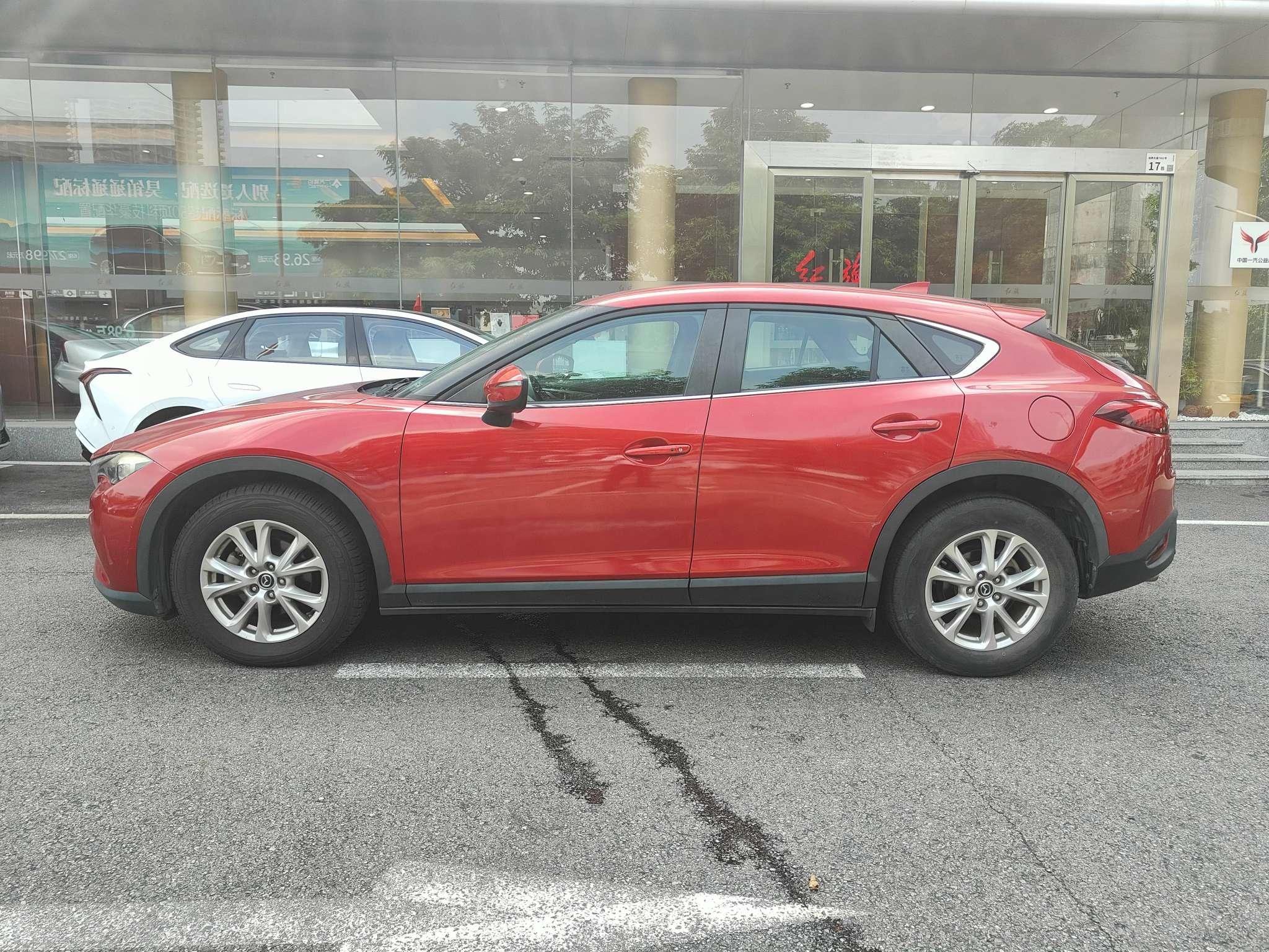 Mazda CX-4 2018 thumb 2