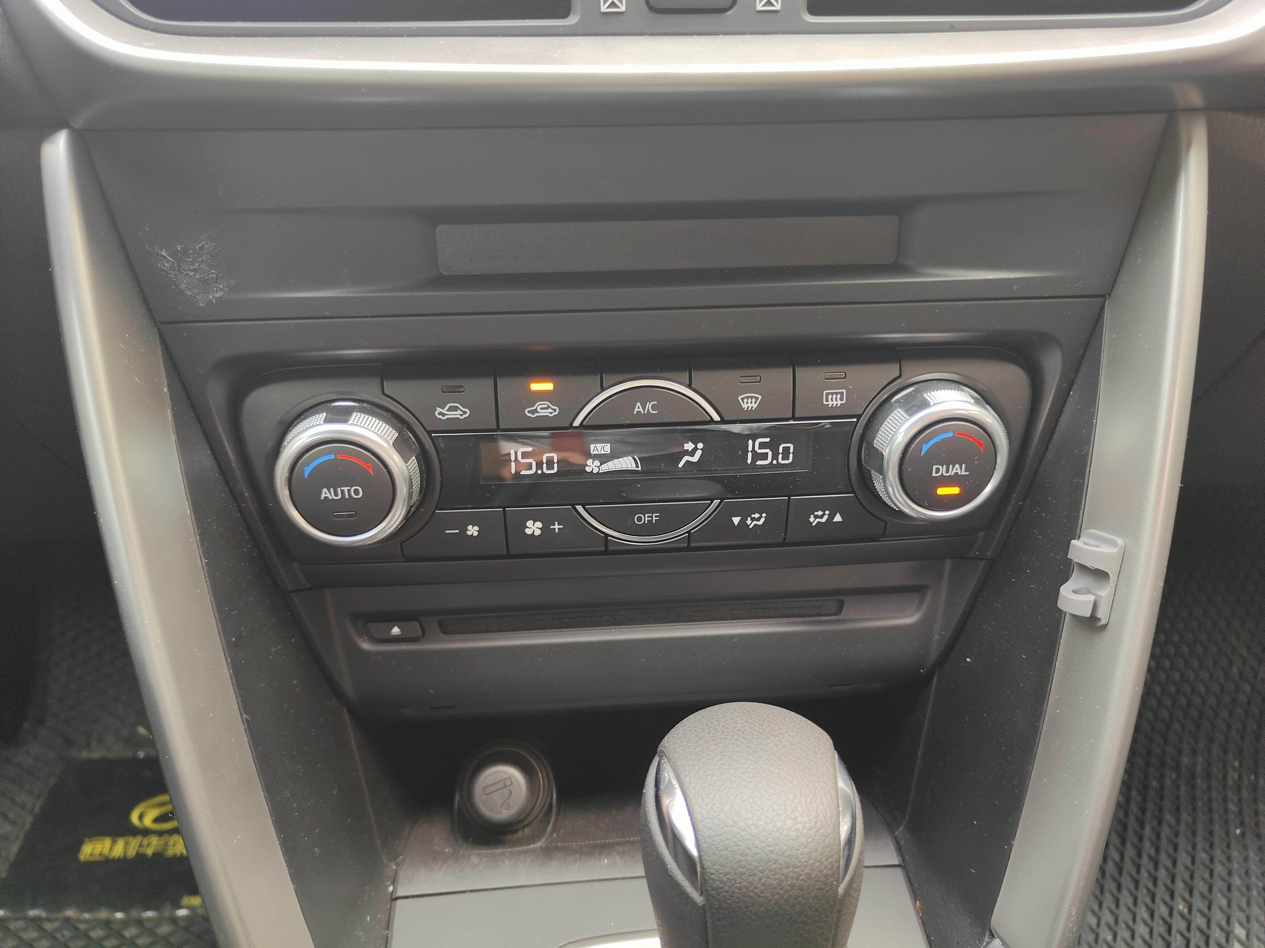 Mazda CX-4 2018 thumb 10