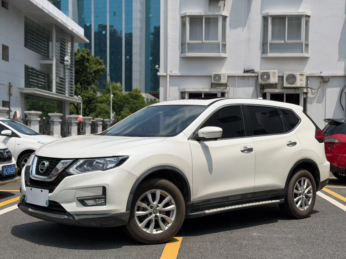 Nissan X-Trail 2017 thumb 8