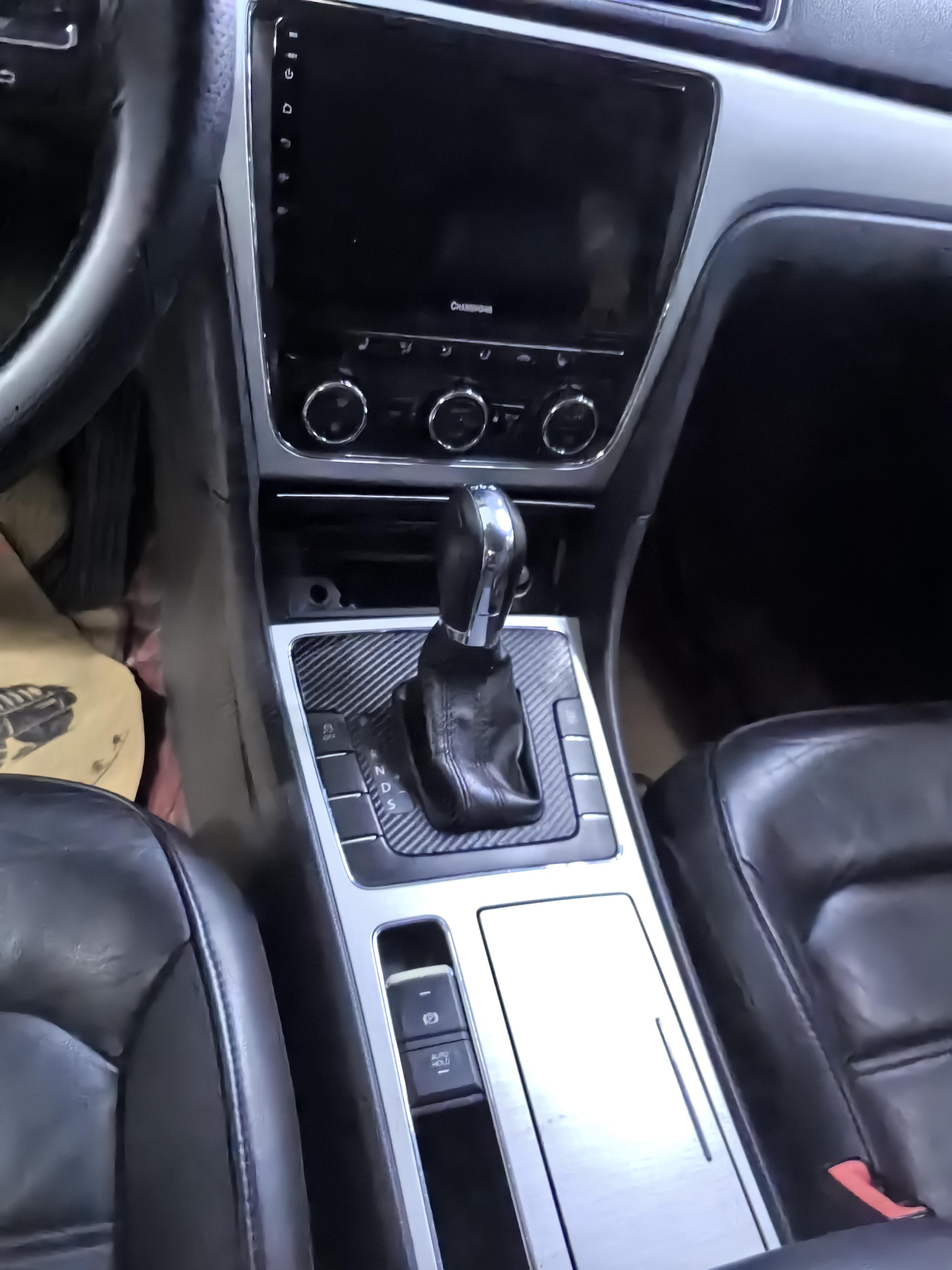 Volkswagen Passat (North America and China) 2014 thumb 6