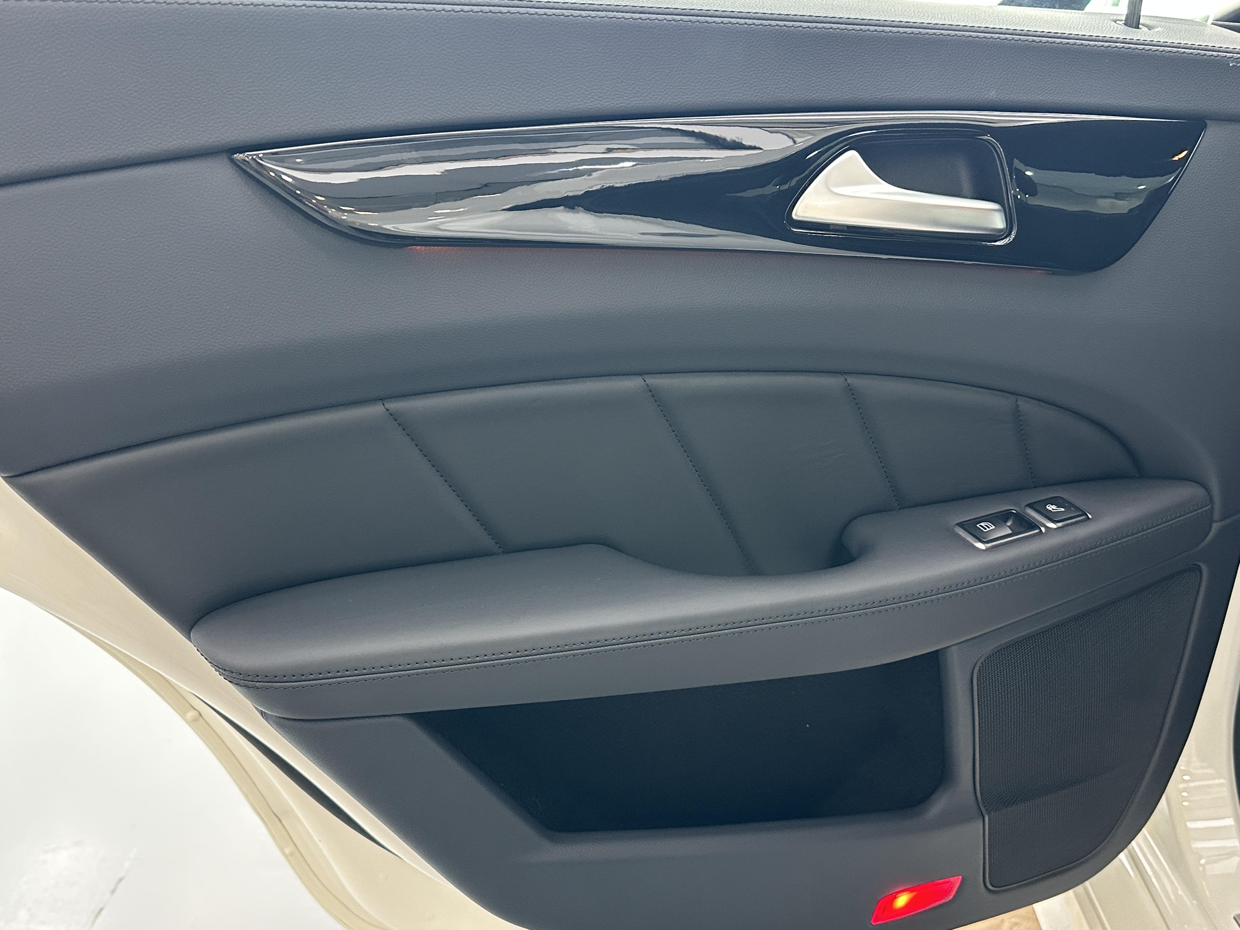 Mercedes-Benz CLS AMG 2015 thumb 6