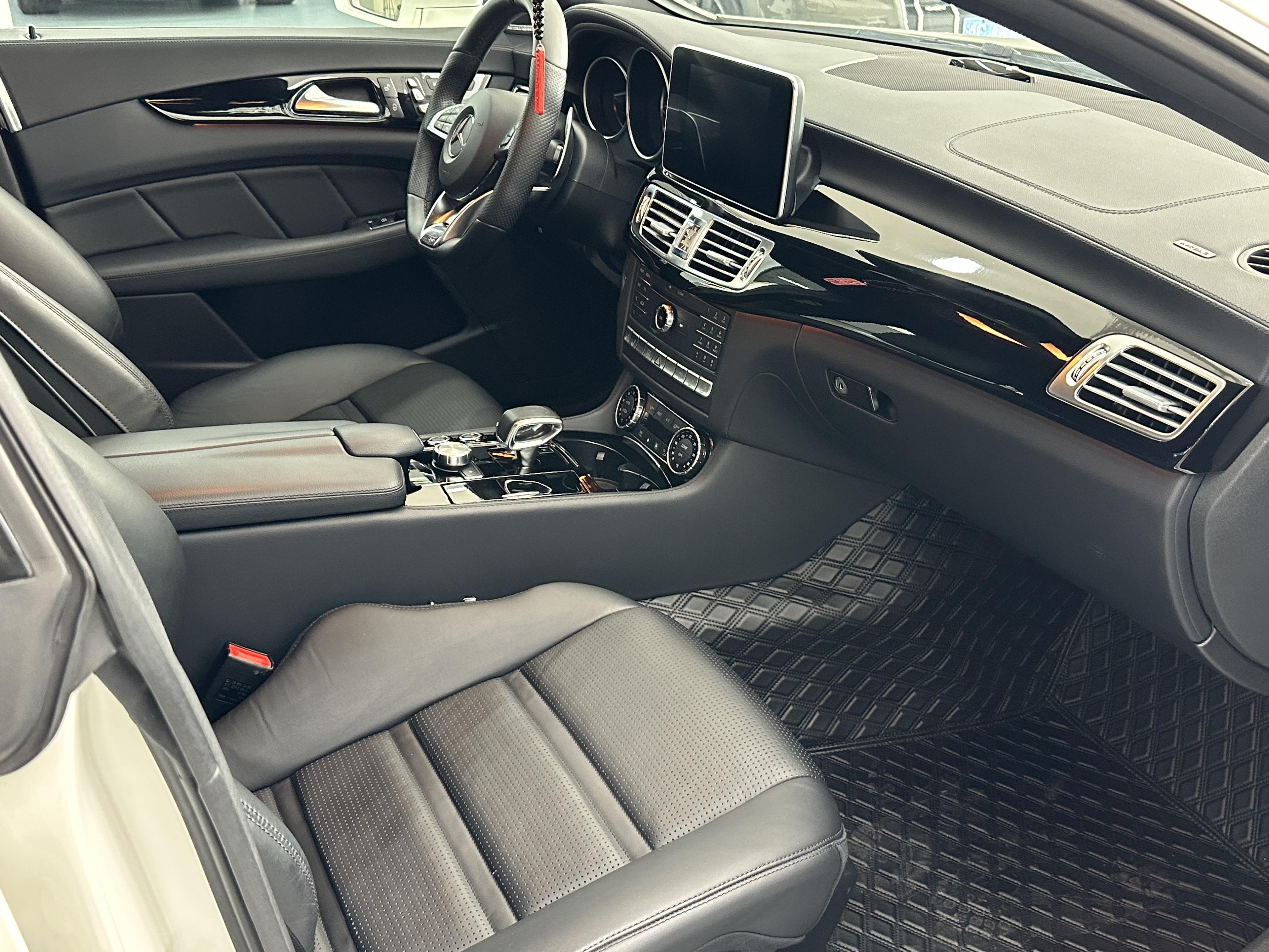 Mercedes-Benz CLS AMG 2015 thumb 7