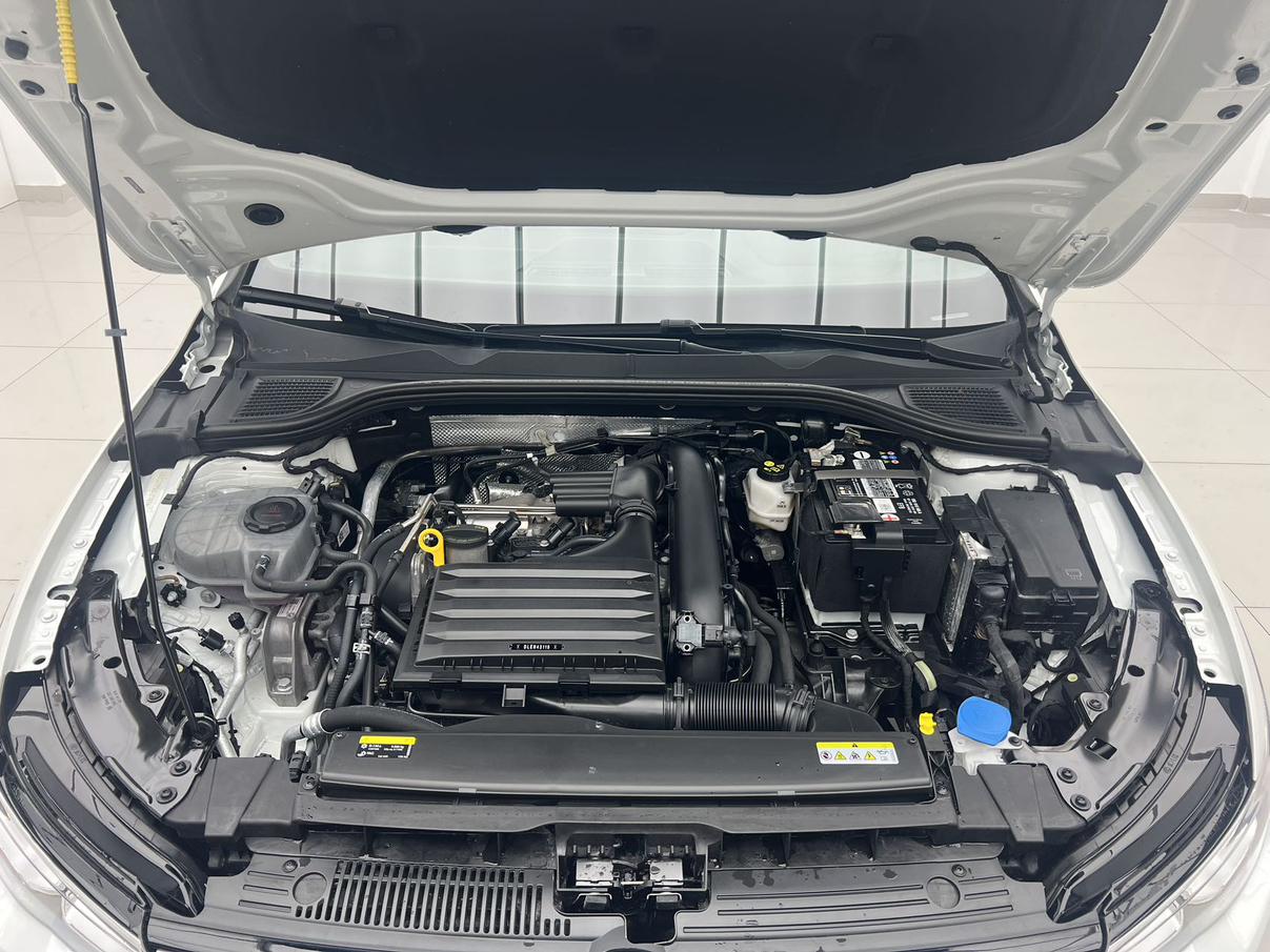 Volkswagen Golf Sportsvan 2023 thumb 5
