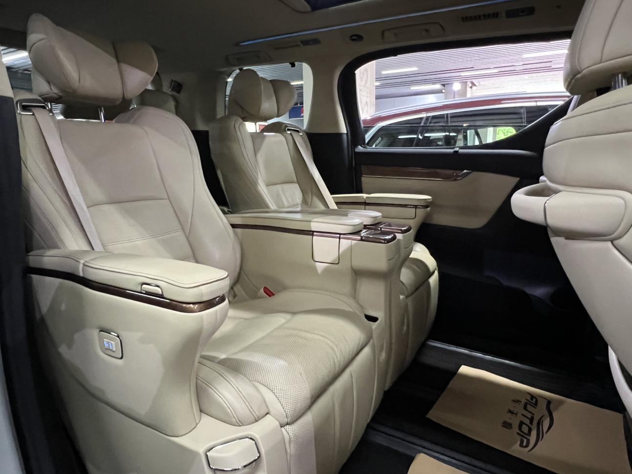 Toyota Alphard 2015 thumb 12
