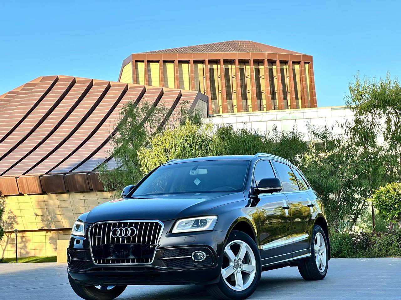Audi Q5 2017 thumb 8