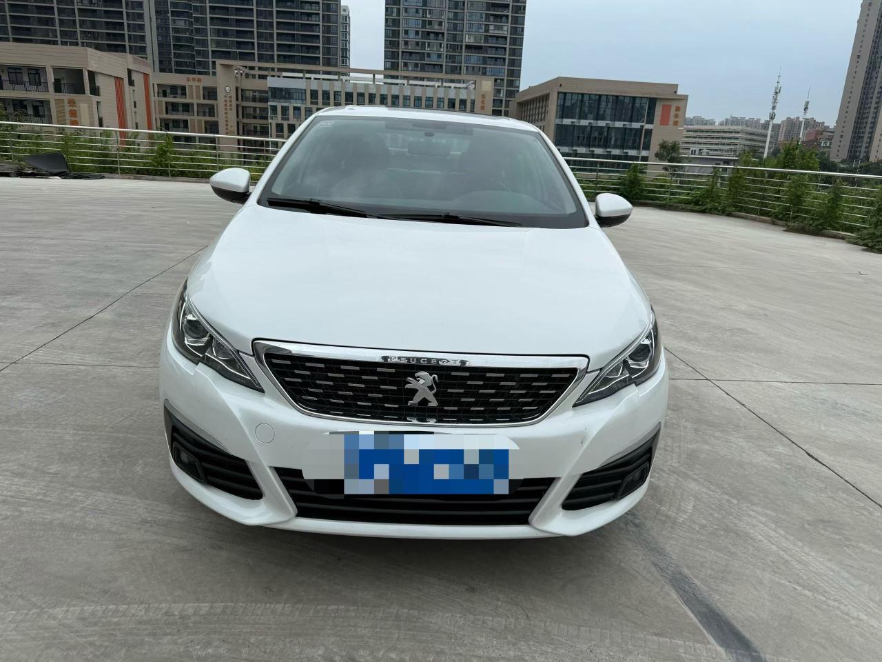 Peugeot 308 2019 thumb 9