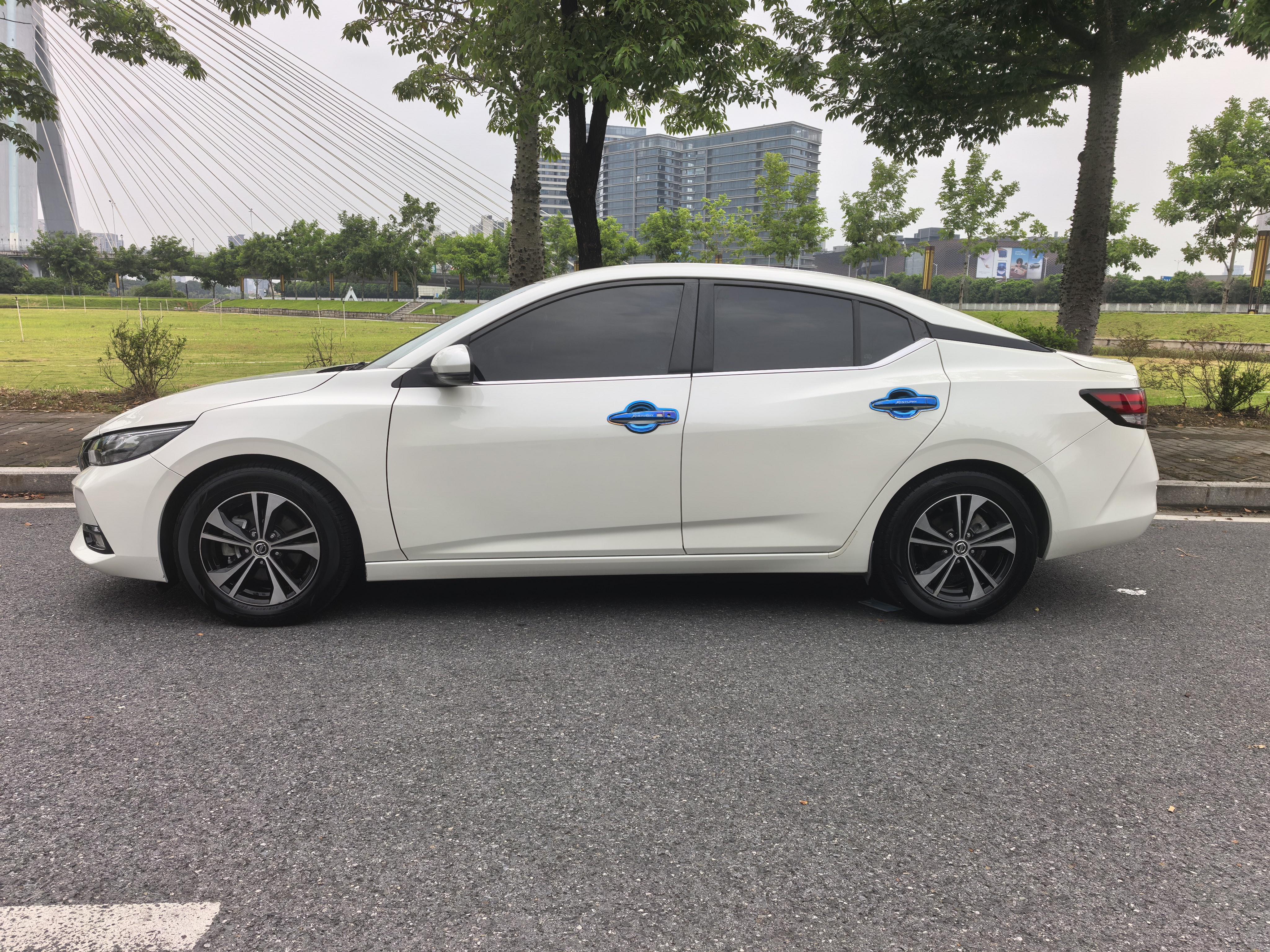Nissan Sylphy 2020 thumb 2