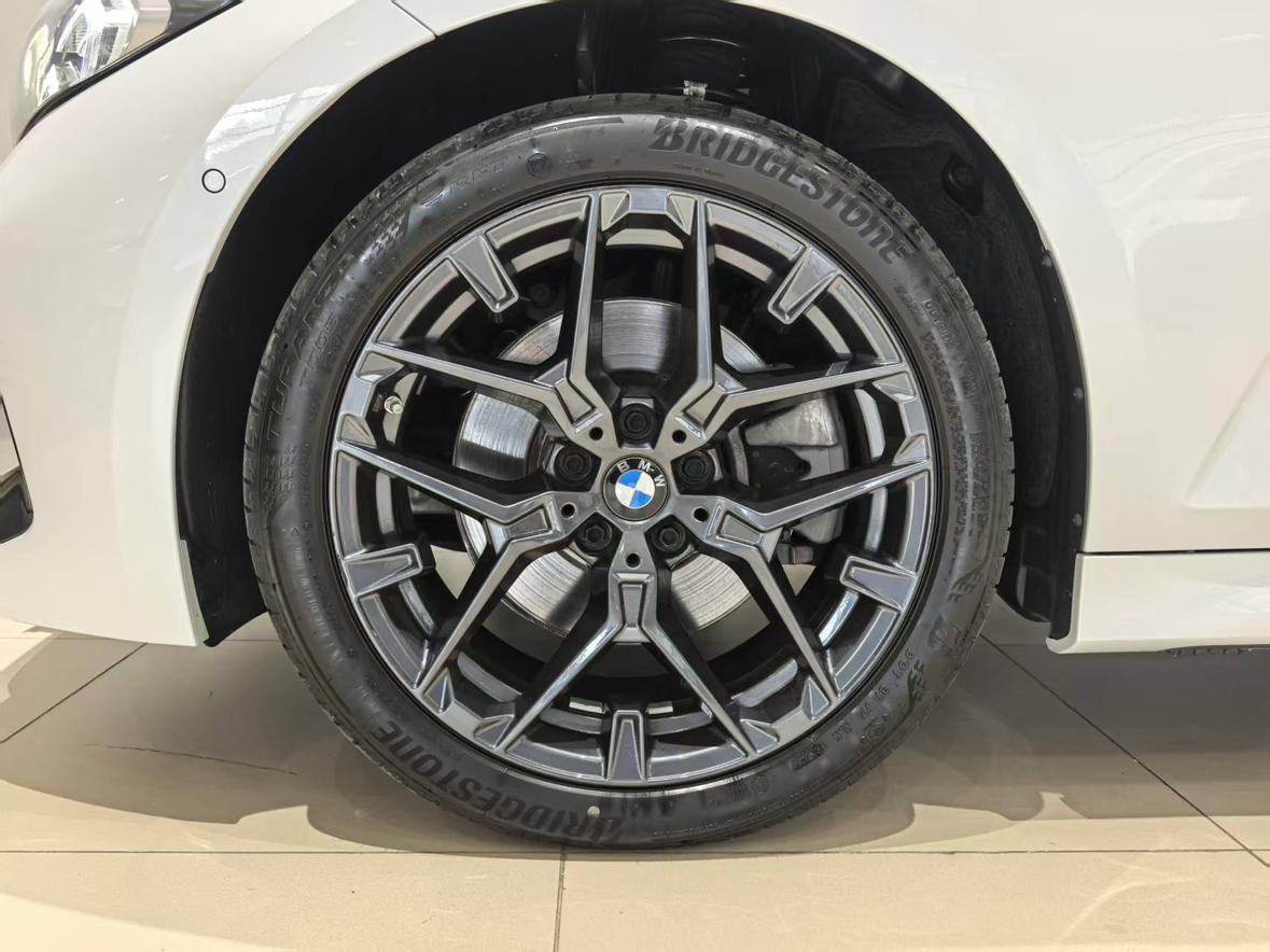 BMW 3 серии 2025 thumb 5