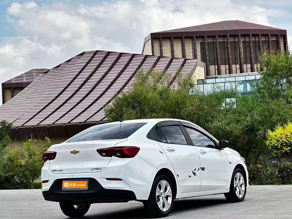 Chevrolet Cavalier 2020 thumb 4