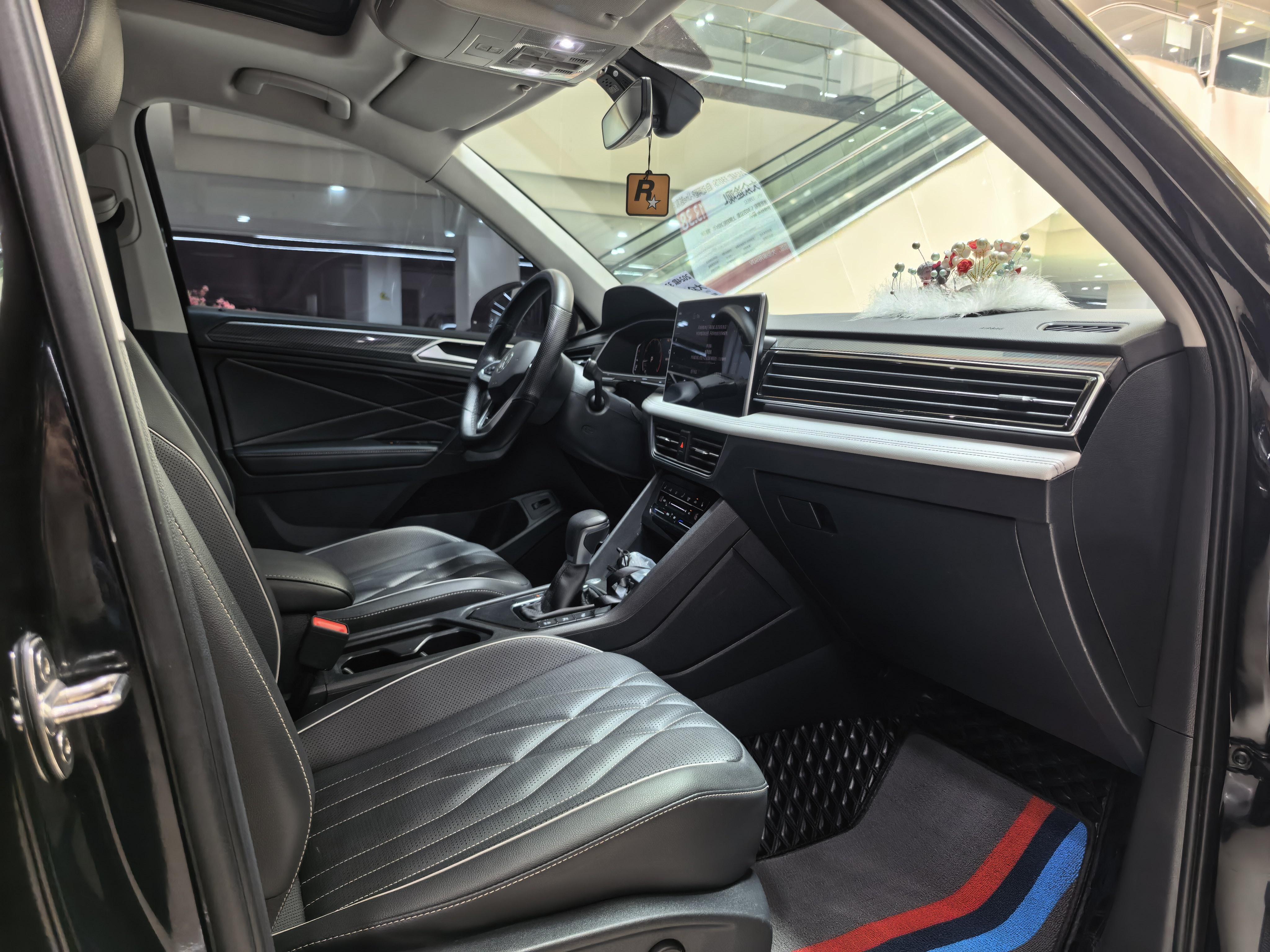 Volkswagen Tiguan 2023 thumb 6