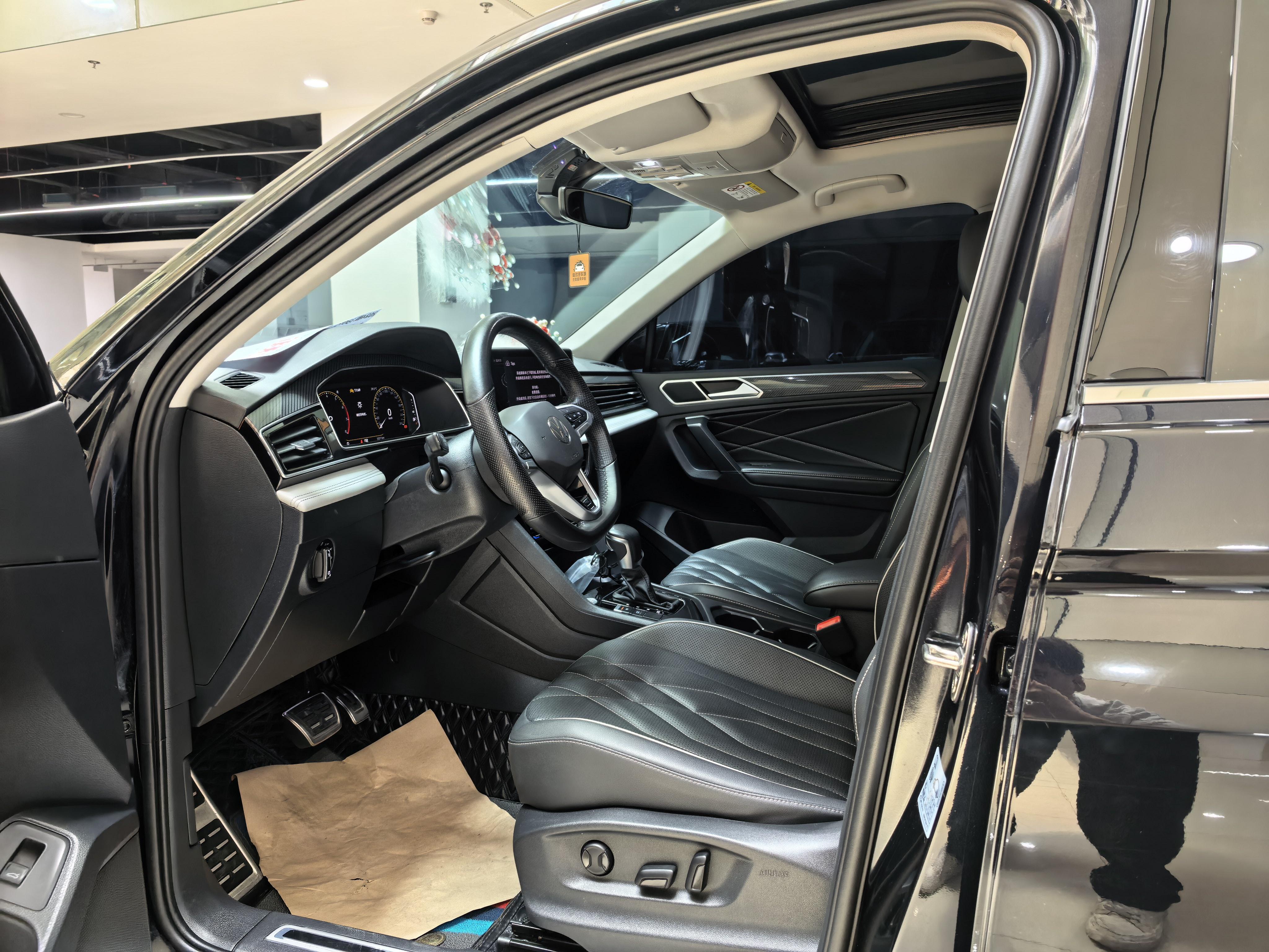 Volkswagen Tiguan 2023 thumb 7