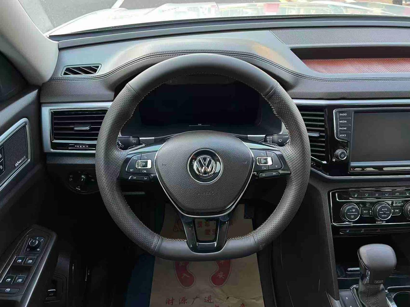 Volkswagen Teramont 2017 thumb 9