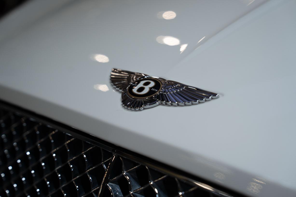 Bentley Ou Lu 2018 thumb 4