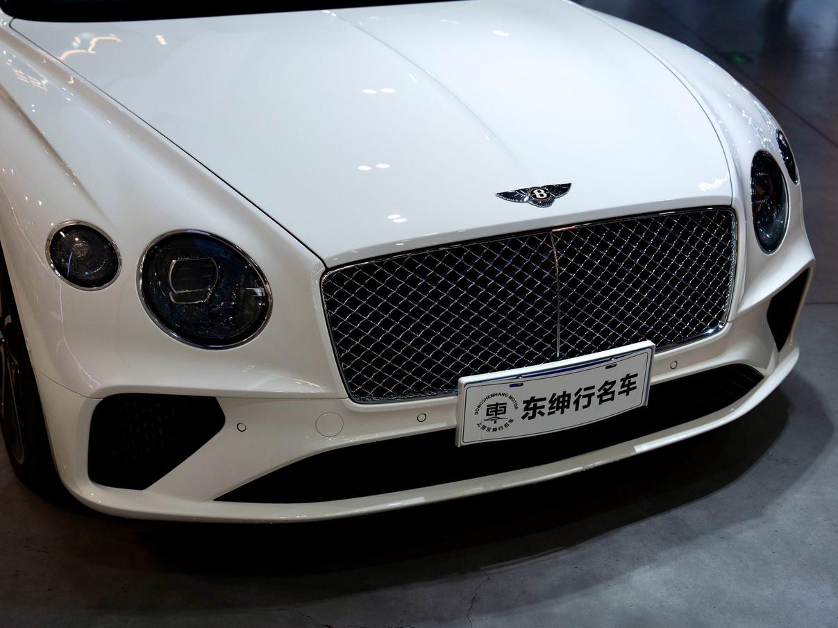 Bentley Ou Lu 2018 thumb 7
