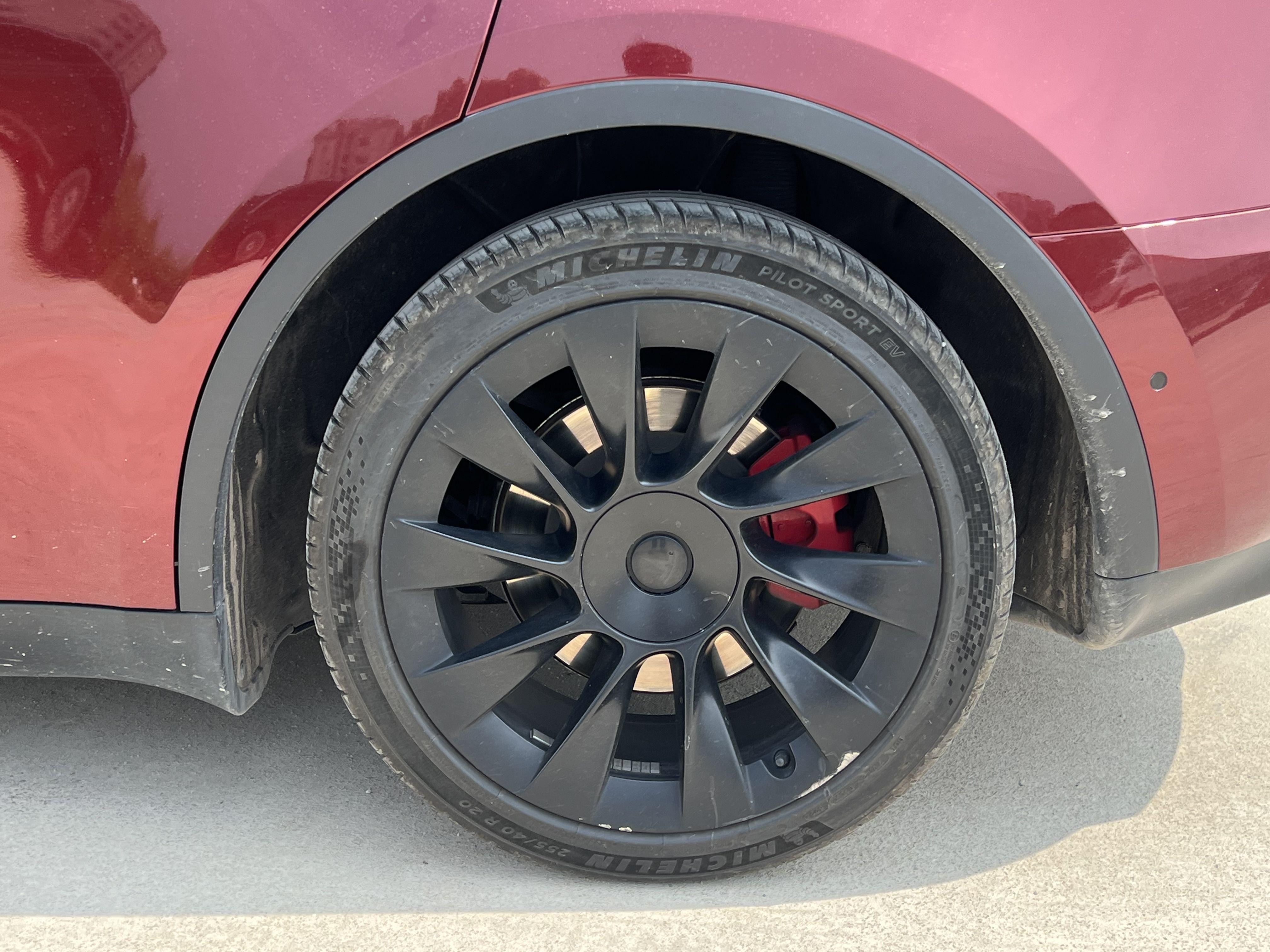 Tesla Model Y 2021 thumb 4