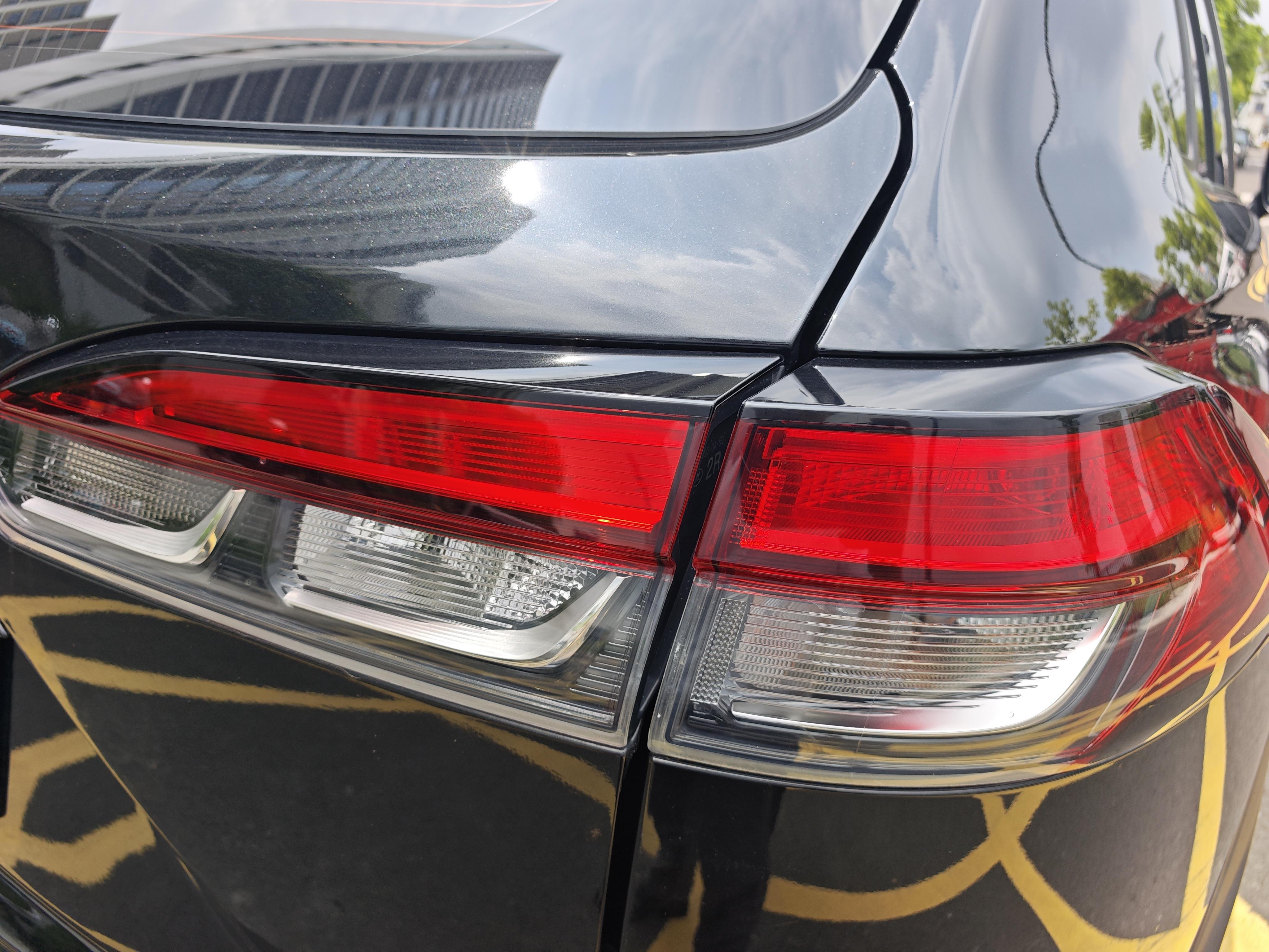 Toyota Frontlander 2023 thumb 3