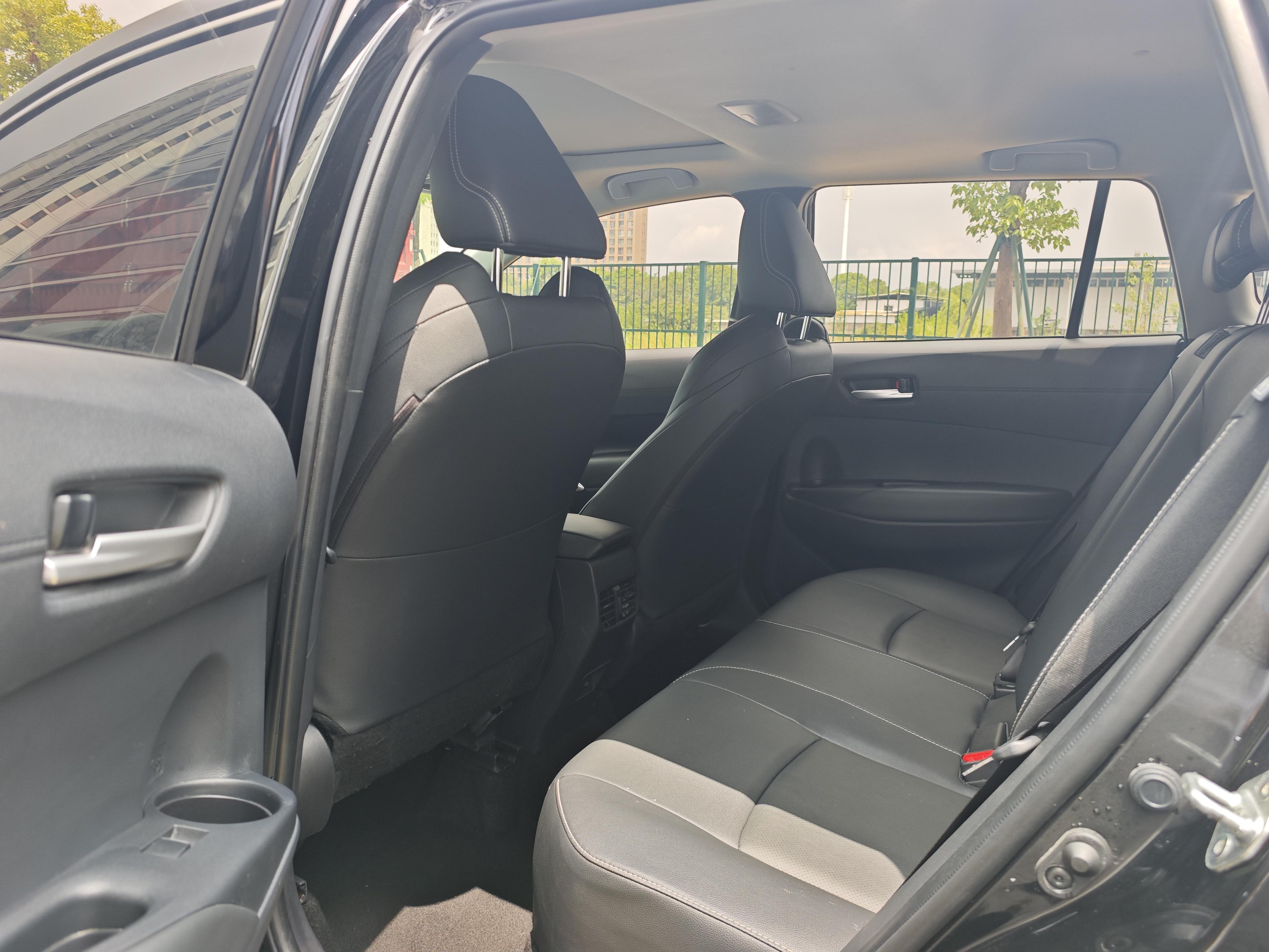 Toyota Frontlander 2023 thumb 9