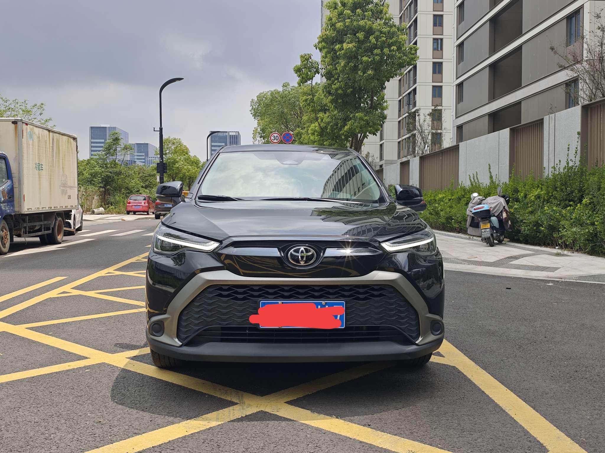 Toyota Frontlander 2023 thumb 12